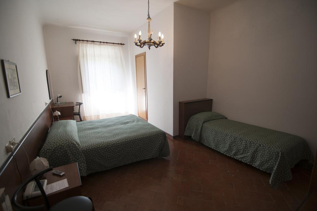 Tre Fiumi Hotel Ronta Buitenkant foto